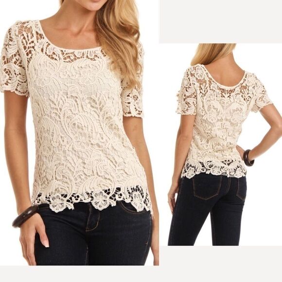 New! Adiva Crochet Double layered top! Gorgeous💕 - Picture 1 of 7